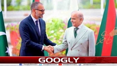 Prince Rahim Aga Khan V meets the Prime Minister