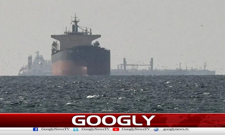 Chinese ships allowed to pass through the Strait of Hormuz