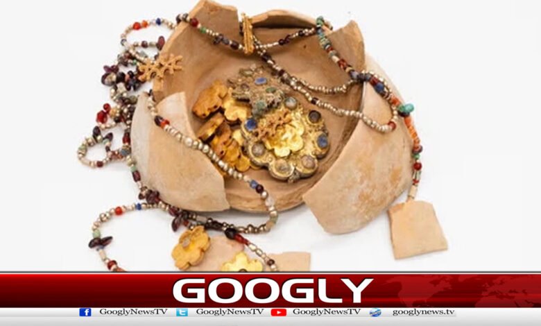 Ancient treasure discovered on the road to Mecca