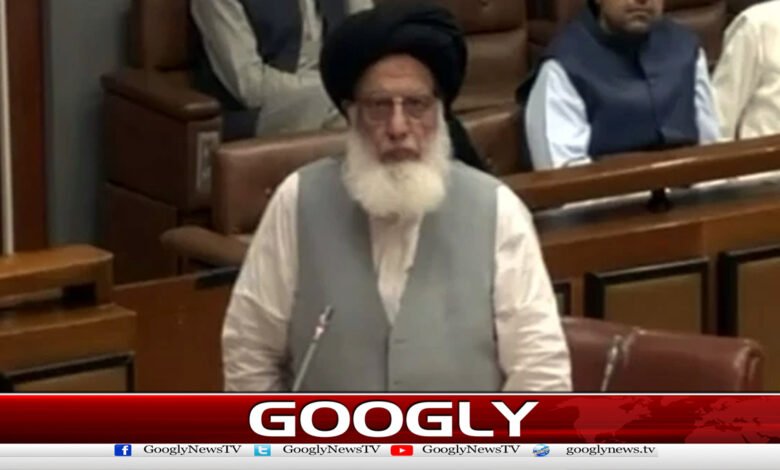 JUI Senator Maulana Ata-ur-Rehman lashed out at the federal government and Khyber Pakhtunkhwa.
