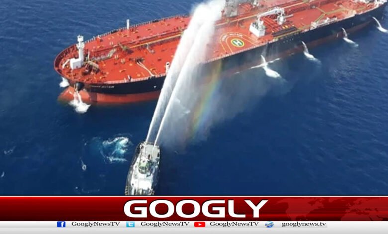 Oil begins leaking after deadly explosion on oil tanker in Oman