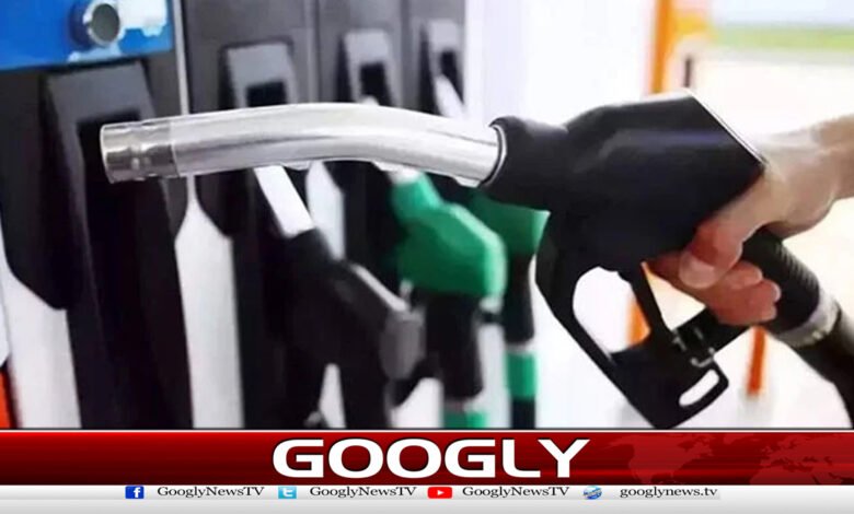 شہریوں پر پیٹرولیم لیوی کا بوجھ مزید بڑھادیا گیا 1 The burden of petroleum levy on citizens has been further increased.