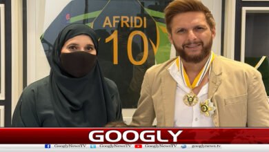 Shahid Afridi dedicates Tamgha-e-Imtiaz to martyrs of the country