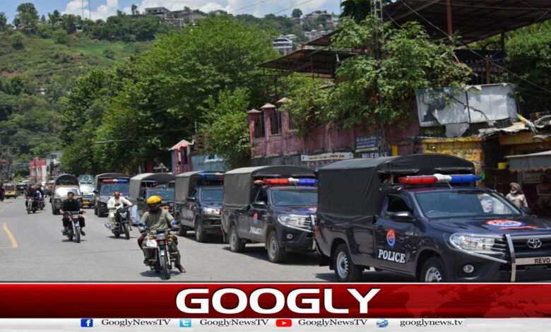 راولاکوٹ :کشیدہ صورت حال، سکیورٹی فورسز نے شہر کا کنٹرول سنبھال لیا 1 Rawalakot: Tense situation, security forces take control of the city