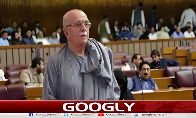 Mahmood Khan Achakzai invites government for talks
