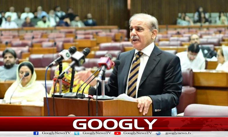 یہ بجٹ ریلیف اور تنخواہ دار طبقے پر بوجھ کم کرنےکا بجٹ ہے : وزیراعظم 1 This budget is a relief budget and a budget to reduce the burden on the salaried class: Prime Minister