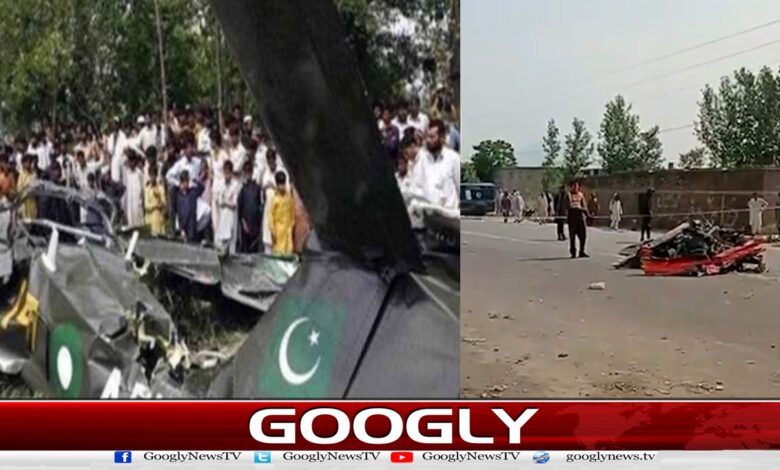 مردان: پاک فضائیہ کا تربیتی طیارہ گر کر تباہ، 2 پائلٹ شہید 1 Mardan: Pakistan Air Force training plane crashes, 2 pilots martyred