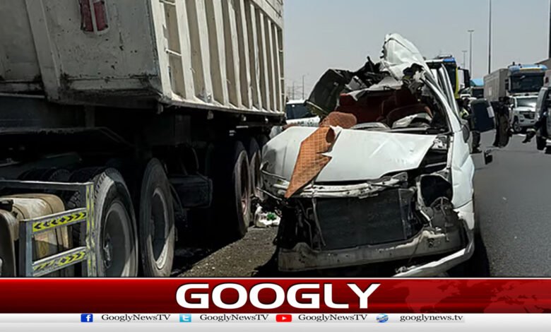 دبئی میں ٹریفک کاخوفناک حادثہ،7 افراد ہلاک، 9 زخمی 1 7 killed, 9 injured in horrific traffic accident in Dubai