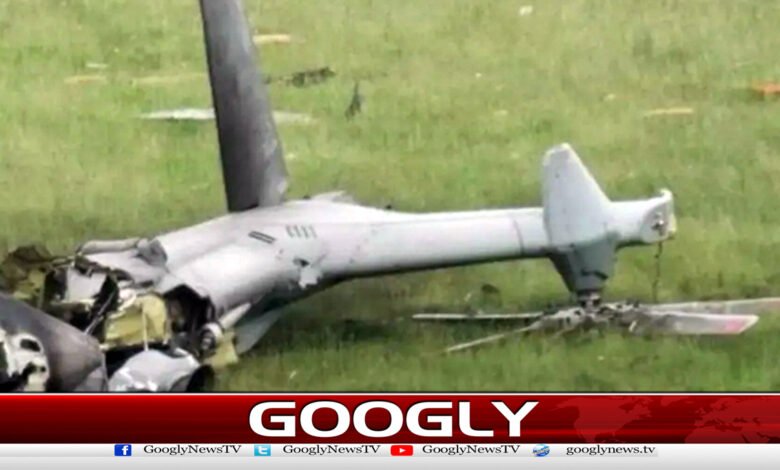 برطانیہ،رائل نیوی کا ہیلی کاپٹر گر کر تباہ، 3 اہلکار ہلاک 1 Royal Navy helicopter crashes in UK, 3 personnel killed