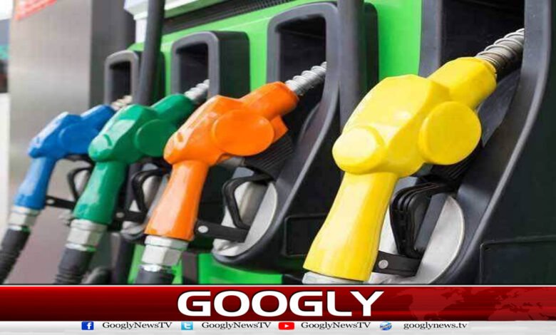 پنجاب میں پیٹرول سپلائی متاثر، قلت کا خدشہ 1 Petrol supply disrupted in Punjab; fear of shortage.