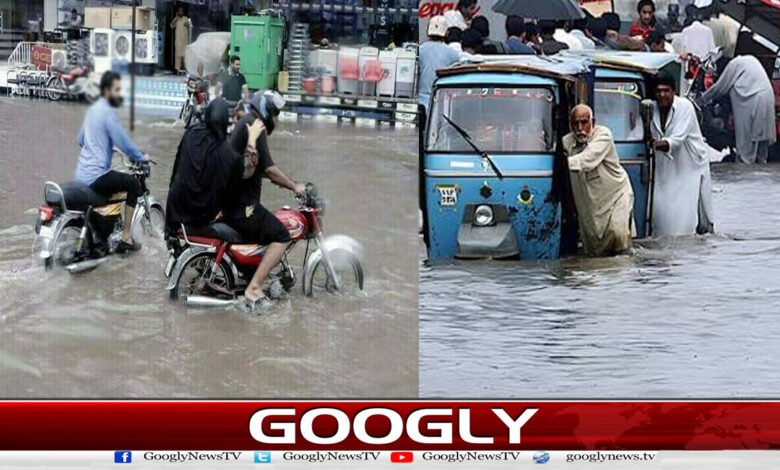 موسلادھار بارش سے لاہور میں اربن فلڈنگ، متعدد علاقے ڈوب گئے 1 Torrential rain causes urban flooding in Lahore; several areas submerged.