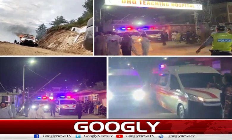 لوئر دیر میں دہشت گردوں سے جھڑپ، 3 پولیس اہلکار شہید، 15 زخمی 1 Clash with terrorists in Lower Dir: 3 police personnel martyred, 15 injured.