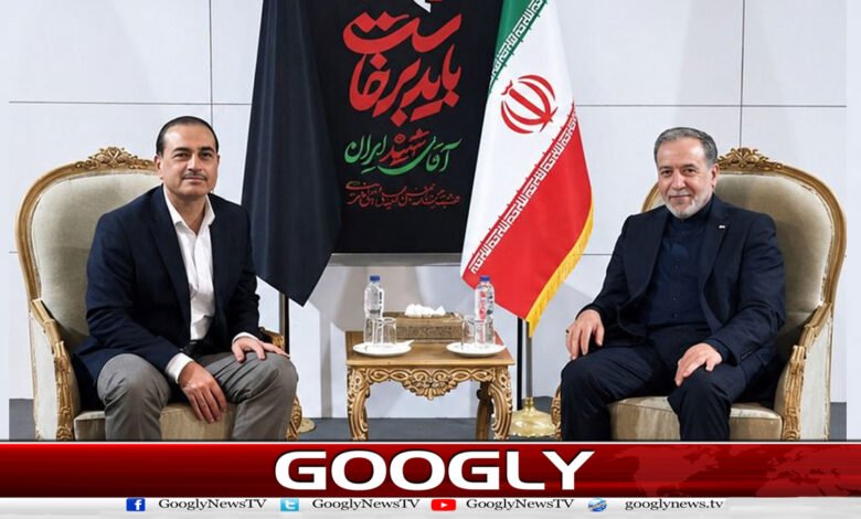 فیلڈ مارشل کی ایرانی وزیر خارجہ سے تہران میں ملاقات 1 Field Marshal meets Iranian Foreign Minister in Tehran.