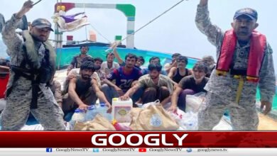 پاک بحریہ کا شمالی بحیرہ عرب میں کامیاب ریسکیو آپریشن، 19 ماہی گیر بچا لیے 2 Pakistan Navy conducts successful rescue operation in North Arabian Sea, saves 19 fishermen