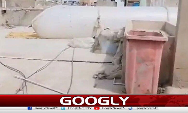 Karachi: Revelation that gas is being filled into plastic bags to generate electricity.