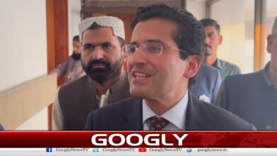 تیل کی قیمت میں کمی کافائدہ عوام کو پہنچائیں گے،وزیرپیٹرولیم 2 We will pass on the benefit of the drop in oil prices to the public: Petroleum Minister.