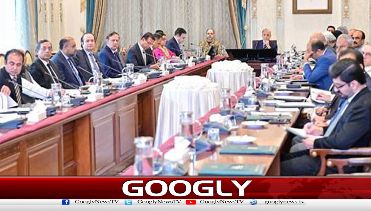 وزیراعظم کاپیٹرول کی مصنوعی قلت پیداکرنیوالوں کیخلاف کارروائی کاحکم