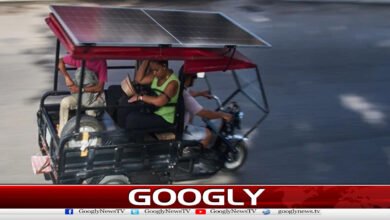 Solar-powered tricycles have become popular in Cuba.