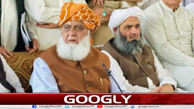 صوبے بنانا آسان کام نہیں، یہ فیصلہ باہمی مشاورت سے ہونا چاہیے: مولانا فضل الرحمان 2 Creating provinces is not an easy task, this decision should be made through mutual consultation: Maulana Fazlur Rehman