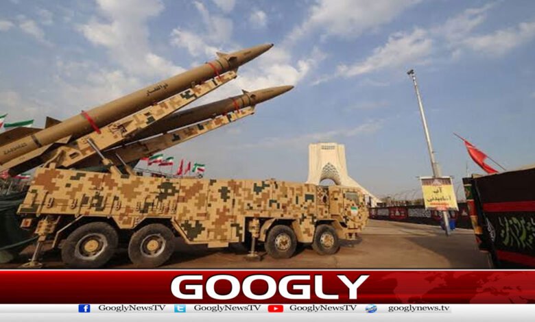 آبنائے ہرمز بند، تمام نقل و حرکت پر مکمل کنٹرول ہے: ایرانی کمانڈر 1 Strait of Hormuz closed, all movement under full control: Iranian commander