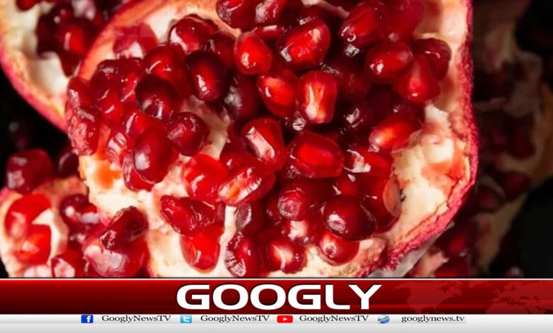 Pomegranate is beneficial for heart patients suffering from heart failure.