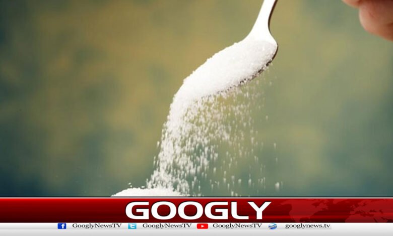 زیادہ چینی کھانےسےشوگرکےساتھ بلڈپریشربھی بڑھنےکاخدشہ 1 Eating too much sugar can increase blood pressure along with diabetes.