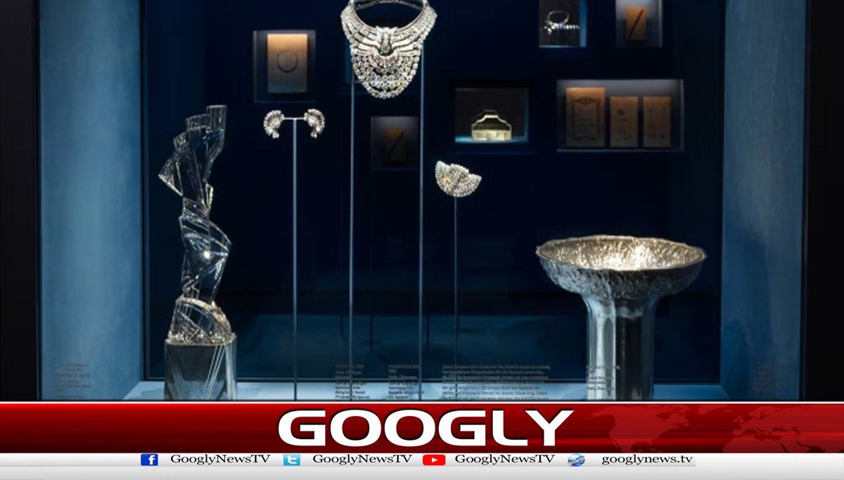  چور دن دہاڑے ایک ارب روپے مالیت کا ہار چرا کر فرار