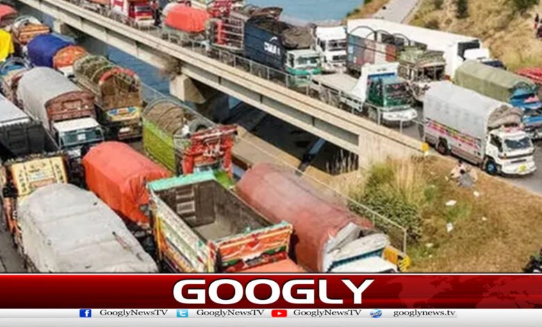 https://www.facebook.com/rail/2867909243571272