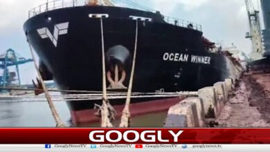 بھارتی بندرگاہ سے روانہ ہونے والاکارگو جہاز ڈوب گیا، 22 افرادلاپتہ 5 Cargo ship sinks after leaving Indian port, 22 people missing