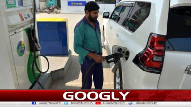 پیٹرول اور ڈیزل پر ڈیلرزکے مارجن میں اضافہ کردیاگیا 2 Dealers' margins on petrol and diesel have been increased