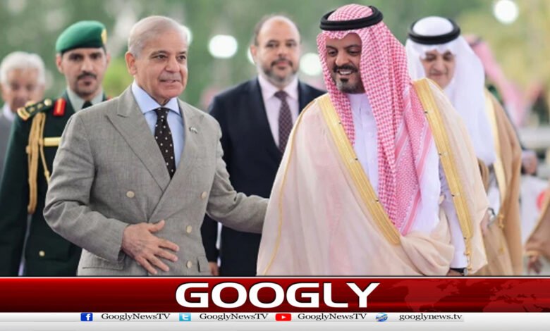 Prime Minister Shehbaz Sharif arrives in Saudi Arabia