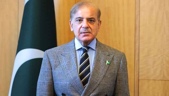 1965ء سے معرکہ حق تک مسلح افواج نے ثابت کیا ہے کہ 6 ستمبر کا جذبہ آج بھی مدہم نہیں ہوا: وزیراعظم 1 1613541 7191042 PM Shahbaz updates