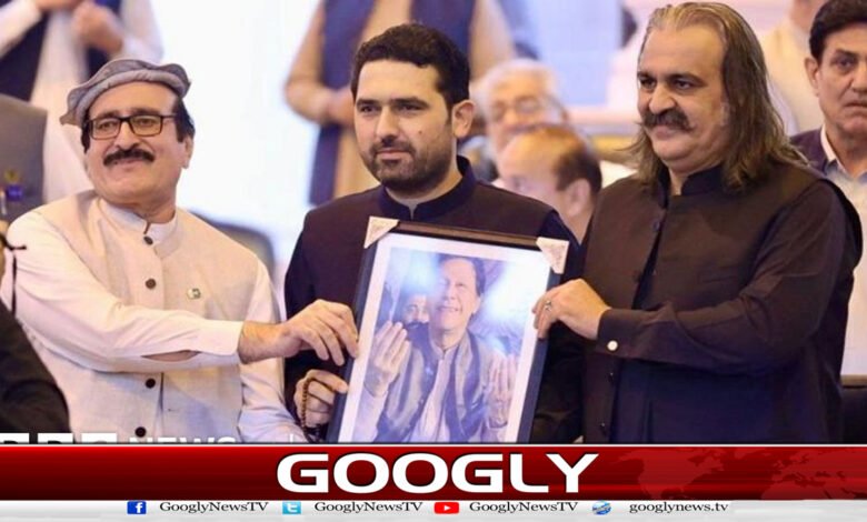 Gandapur group becomes active in removing Sohail Afridi