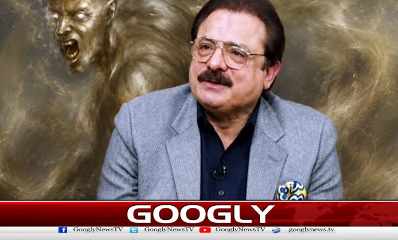 Actor Mohsin Gilani declared himself the king of the jinn.