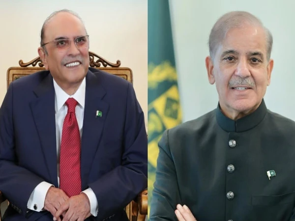 یومِ دفاع، صدر اور وزیراعظم کا شہداء کو خراجِ عقیدت، قومی اتحاد اور مضبوط دفاع کے عزم کا اعادہ 1 asif amp shehbaz1788657245 0 600x450 1