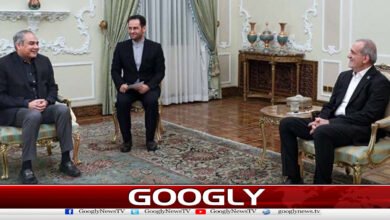 محسن نقوی کی ایران کے صدر مسعود پزشکیان سے اہم ملاقات 2 Mohsin Naqvi holds an important meeting with Iranian President Masoud Pezeshkian.