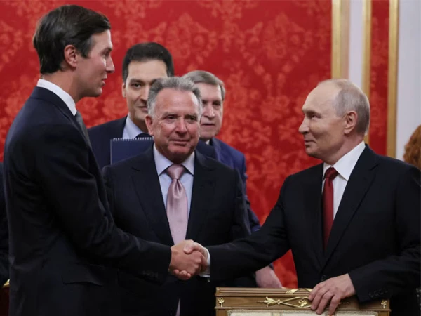 us delegation meet putin then zelnasky1788638173 0 600x450 1