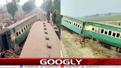 Multan: All coaches of the Rehman Baba Express derailed; 5 passengers killed.