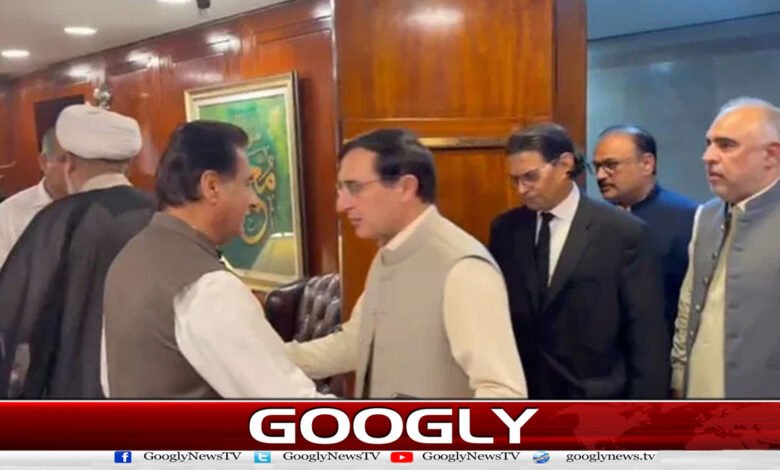 The inside story of the negotiations between the government and the opposition has come to light.