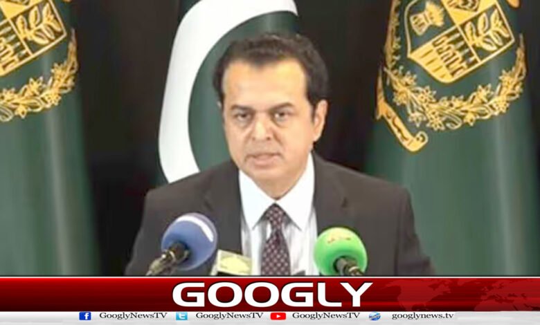پی ٹی آئی پر پابندی سے متعلق آئین میں گنجائش موجود ہے: طلال چوہدری 1 3. . پی ٹی آئی پر پابندی طلال چوہدری 3