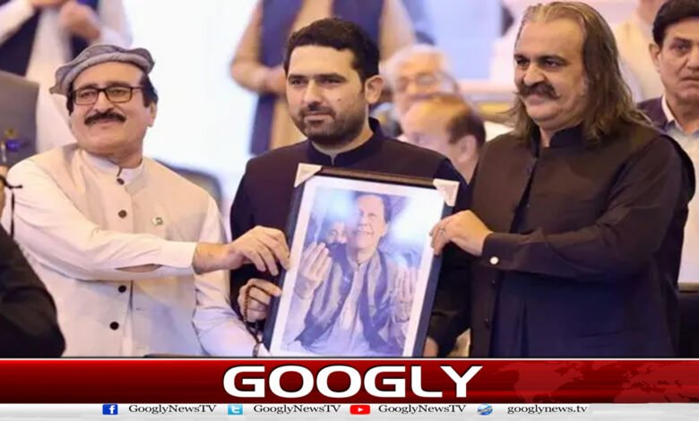 خیبرپختونخوا : پی ٹی آئی دور کے قانونی مشیروں کو ہٹانے کا فیصلہ 1 Khyber Pakhtunkhwa: Decision taken to remove legal advisors from the PTI era