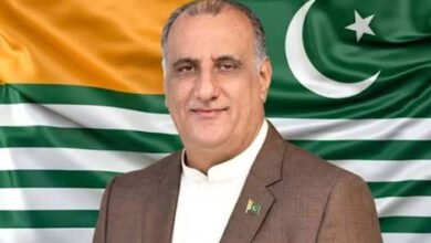 نئی حکومت کو تھوڑا وقت دیں، پونچھ کی غیر یقینی صورتحال کا پرامن حل نکالیں گے: صدر آزاد کشمیر 5 443303 7023615 updates