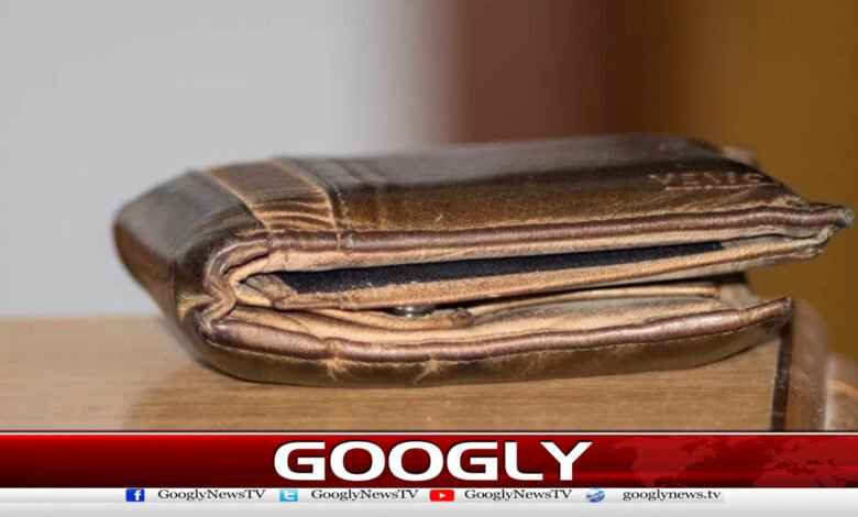 Wallet returned to owner after 51 years.