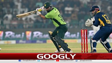 Pakistan defeats Sri Lanka, wins tri-series