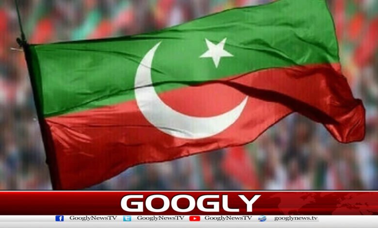 First resignation from the PTI following the imposition of Governor's Rule.