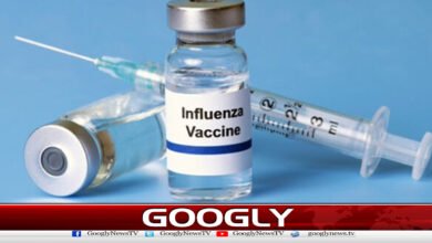 In Lahore, the influenza vaccine has also become unavailable, following the shortage of insulin.