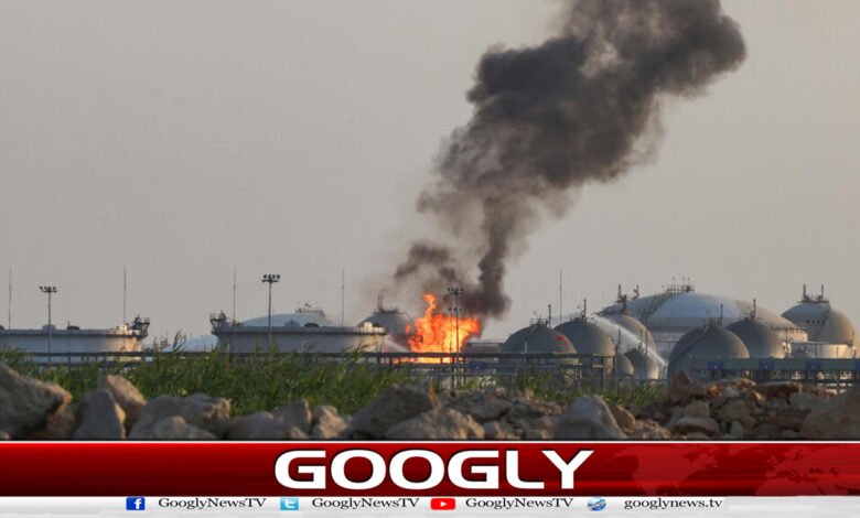 Houthi attacks on two Saudi Arabian airports; three people killed.